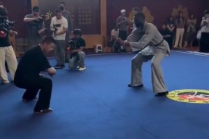 杰伦·布朗也来到少林寺！并官宣自己的中文名：龙布朗！